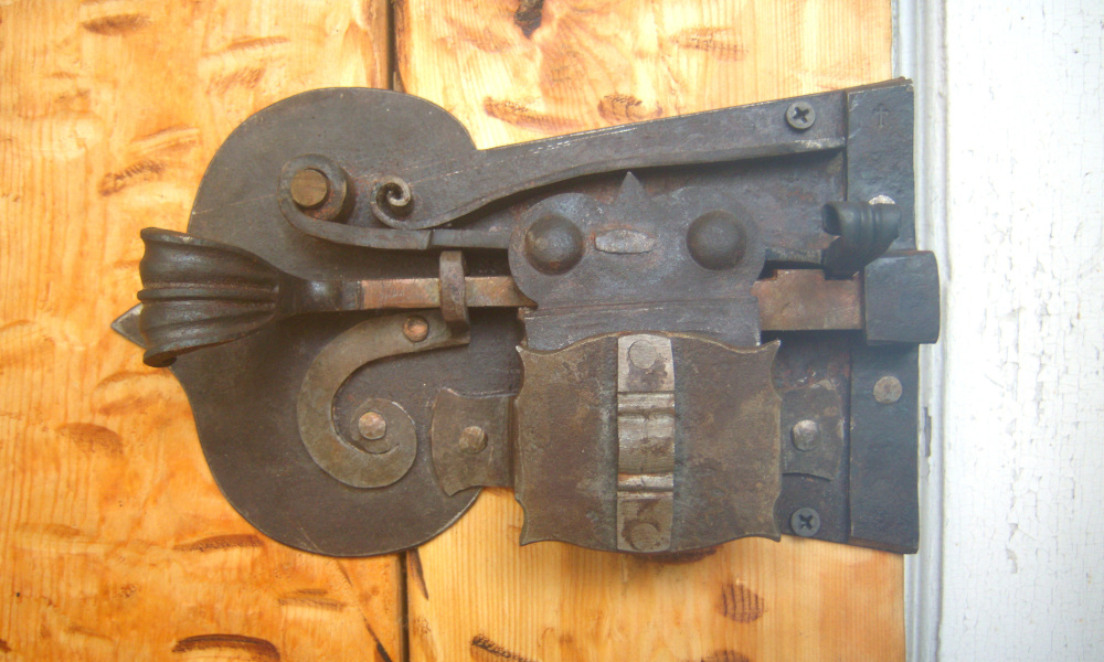 Washington DC Acme Locksmith antique lock